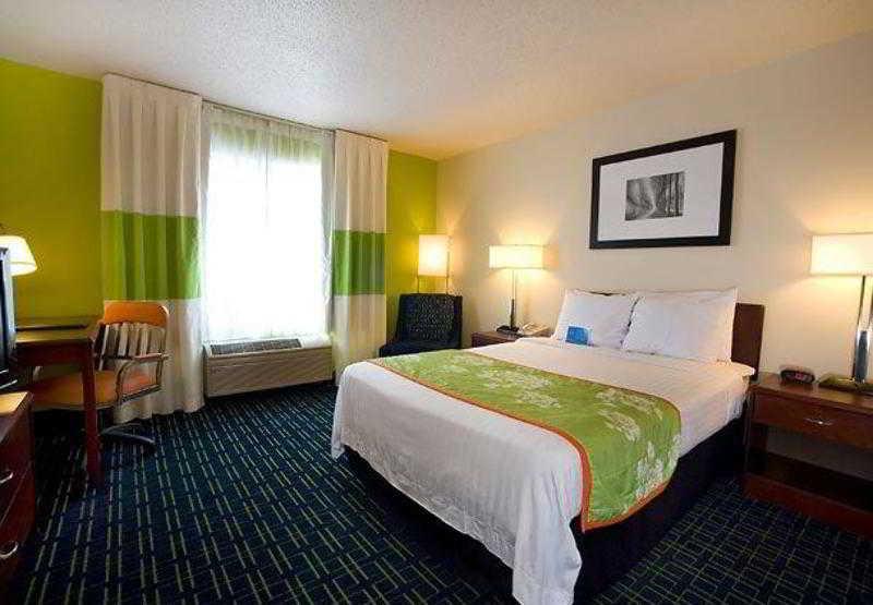 Fairfield Inn & Suites Traverse City Extérieur photo